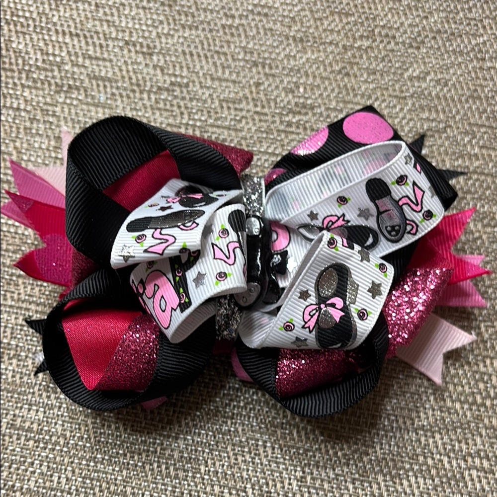 Gently used, TAP DANCER Pink & Black Bow 🩷